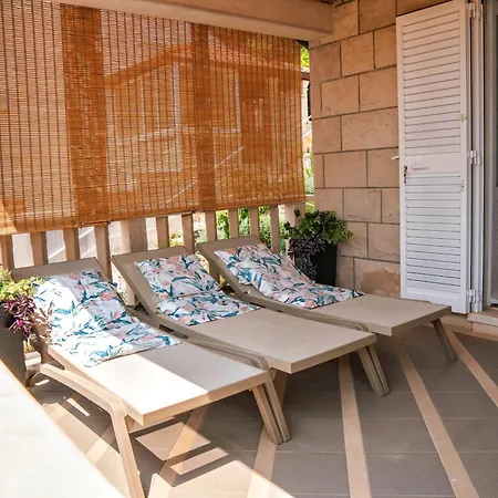 Oasis * Selca (Brac)