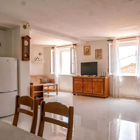 Oasis Apartman Selca