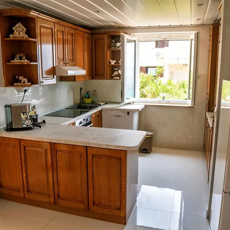 Oasis Apartman *