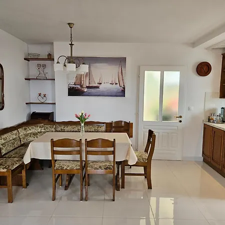 Oasis Apartment *